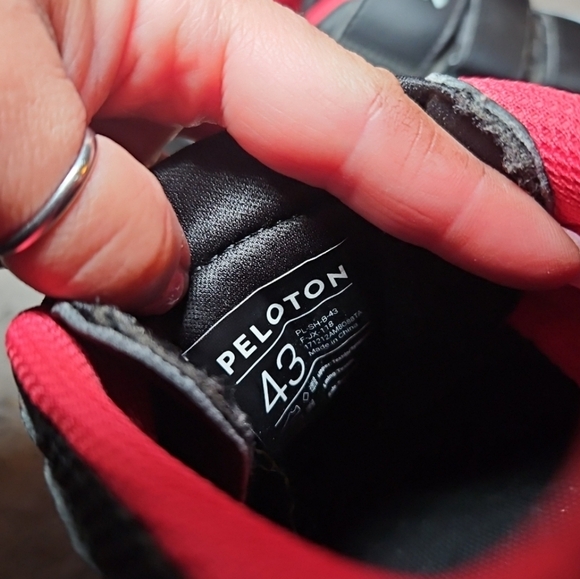 Peloton Unisex Red And Black Cycling Shoes 43 12W 10M - Picture 14 of 14